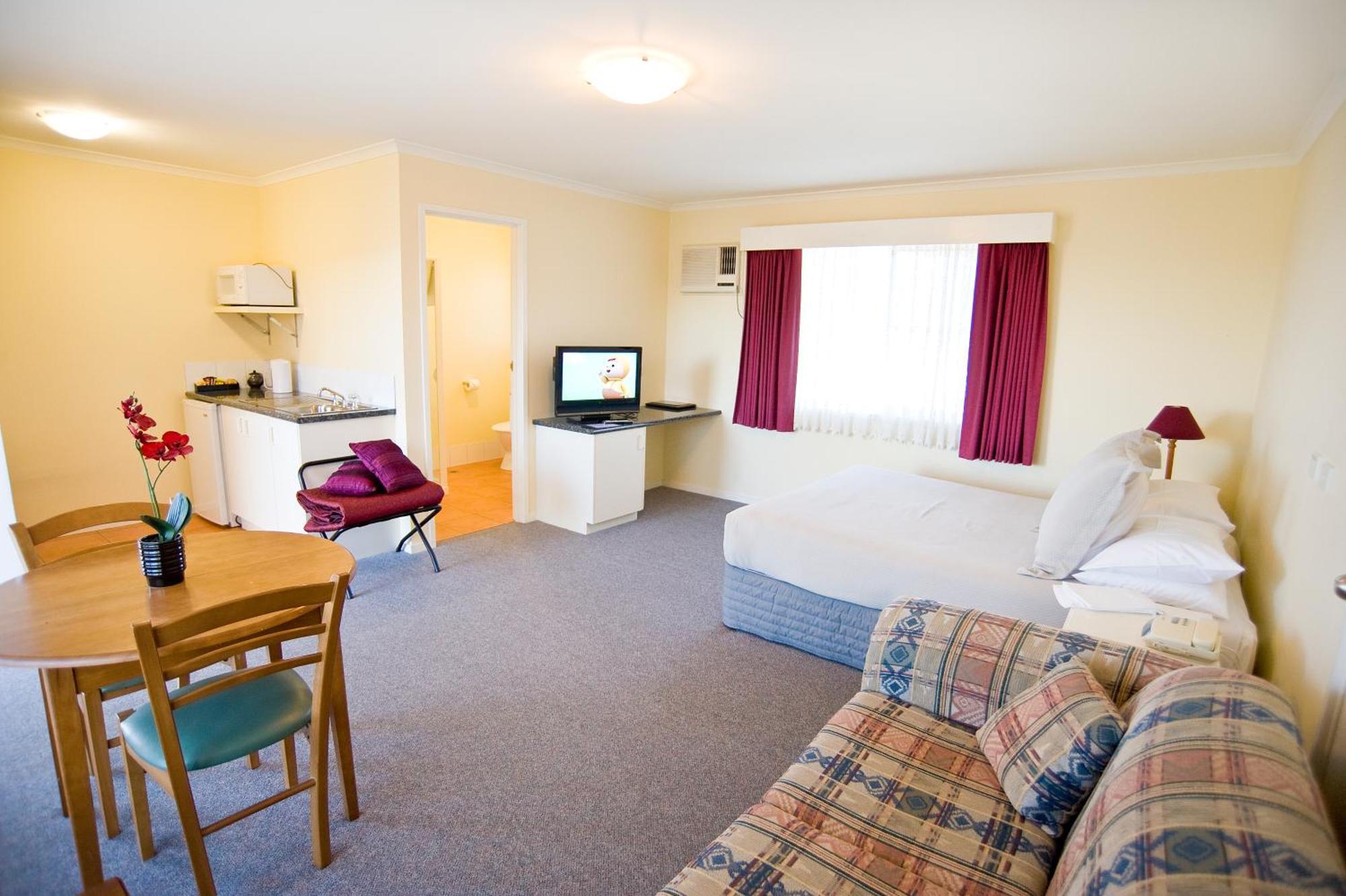 Redwood Manor Motel Apartments Warrnambool Zewnętrze zdjęcie